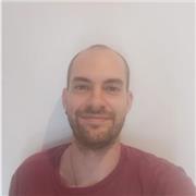 Graduado en enfermería con máster en atención de emergencias (formación base en biología), con experiencia de trabajo en Reino Unido (dominio fluido del inglés). Estudiante del grado en matemáticas y fanático de la filosofía.